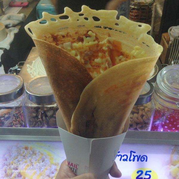 เครปรวมหลายอย่าง 30 บาท