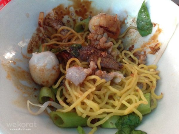 บะหมี่แห้งชามเล็ก