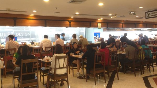 ร้านอาหารถูกและดี เปิดให้บริการ 24 ชั่วโมง ในฟู้ดแลนด์
