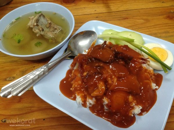 ข้าวหมูแดง
