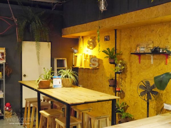 ร้าน Good Night Milk Bar