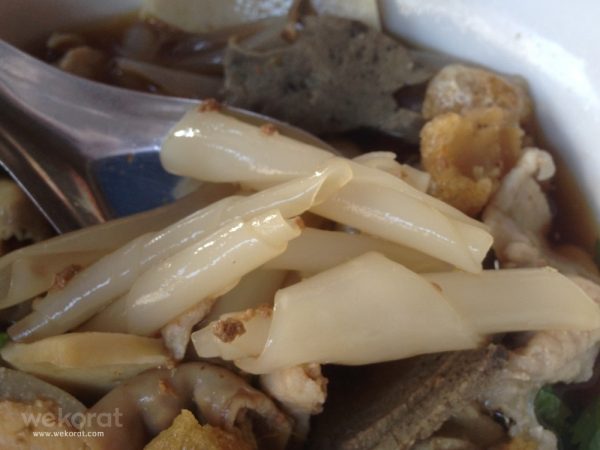 เส้นก๋วยจั๊บหนึบๆ
