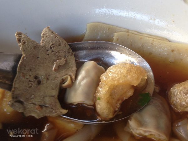 เครื่องก๋วยจั๊บให้มาจัดเต็ม