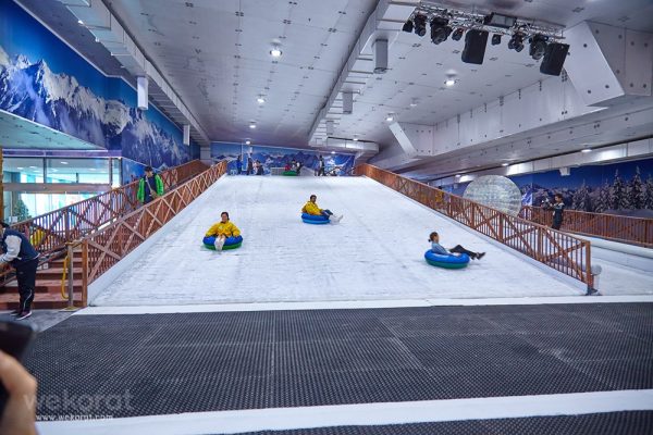 ลานสไลด์สุดมันจาก Ice Vertigo