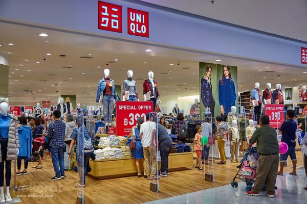 Uniqlo เสื้อผ้าแบรนด์ดังจากญี่ปุ่น ชั้น 1 Snow Zone