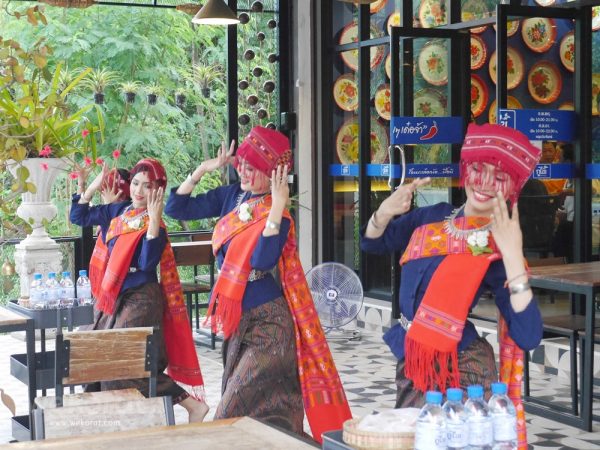 การรำถวายเจ้าที่ ทุกวันเสาร์ เริ่ม 6 โมงเย็น