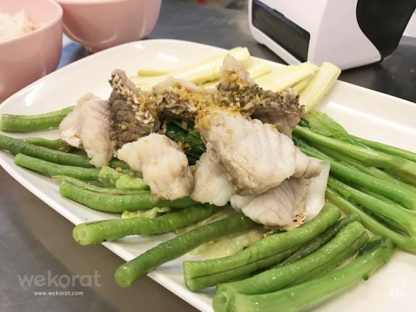 ปลากะพงลวกจิ้ม
