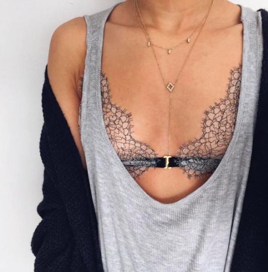 revolve.com
