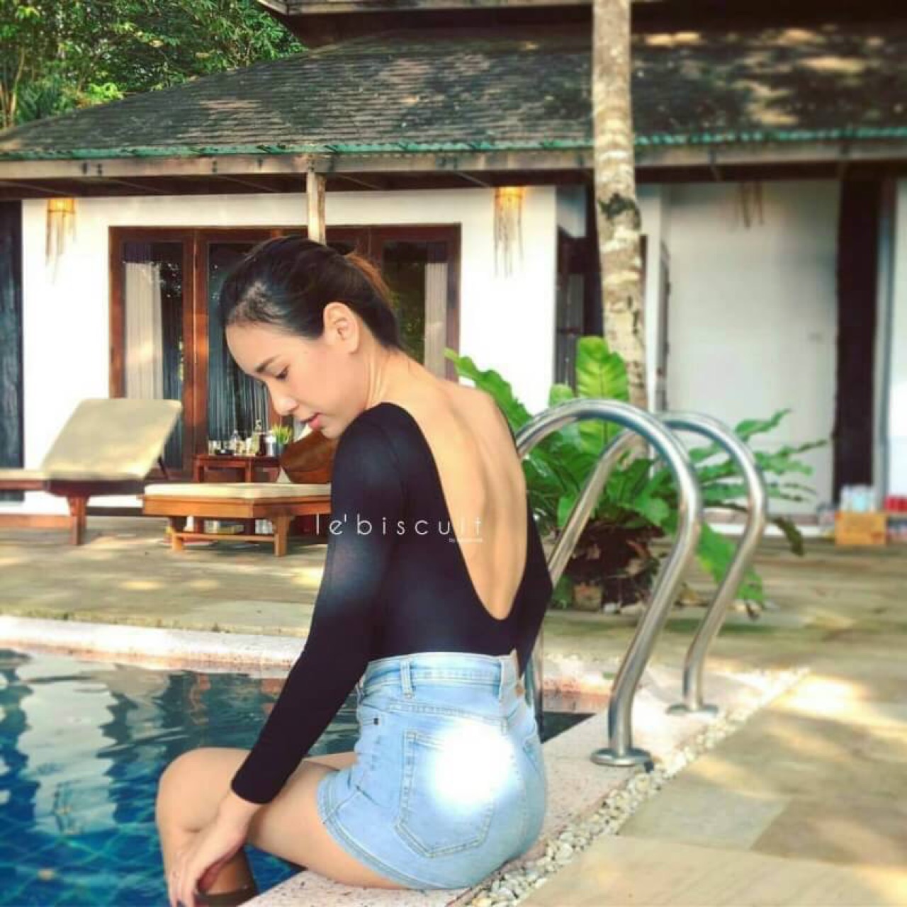 ชุดบอดี้สูท แขนยาว Body suit : 190 THB