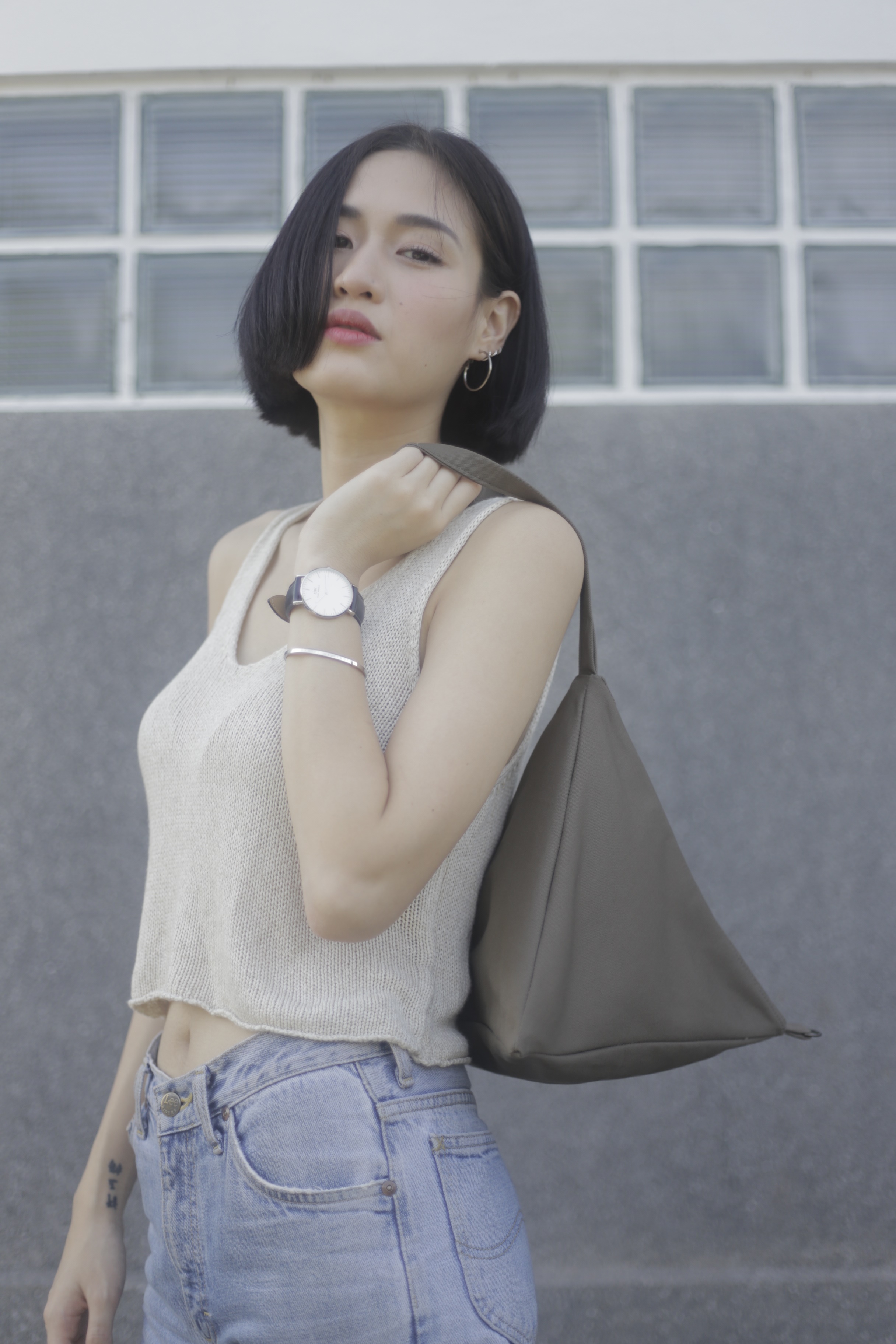 กระเป๋าถือ สีเขียว Chimaki Olive Green : 690 THB