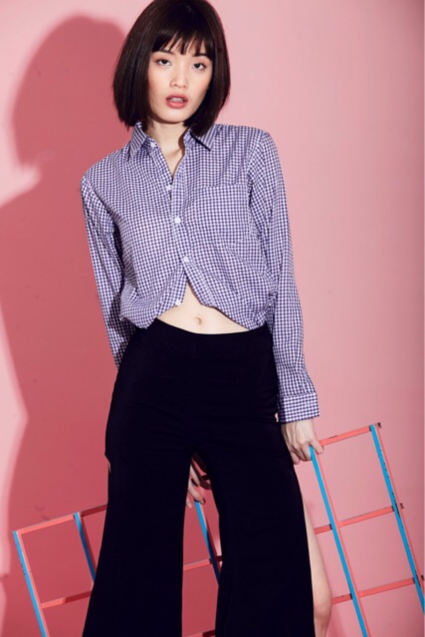 เสื้อผ้าสีม่วง