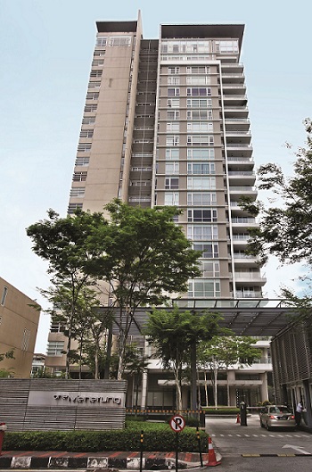 The very luxurious One Menerung is the most expensive condominium in Bangsar,  with an average price of RM1,155 psf