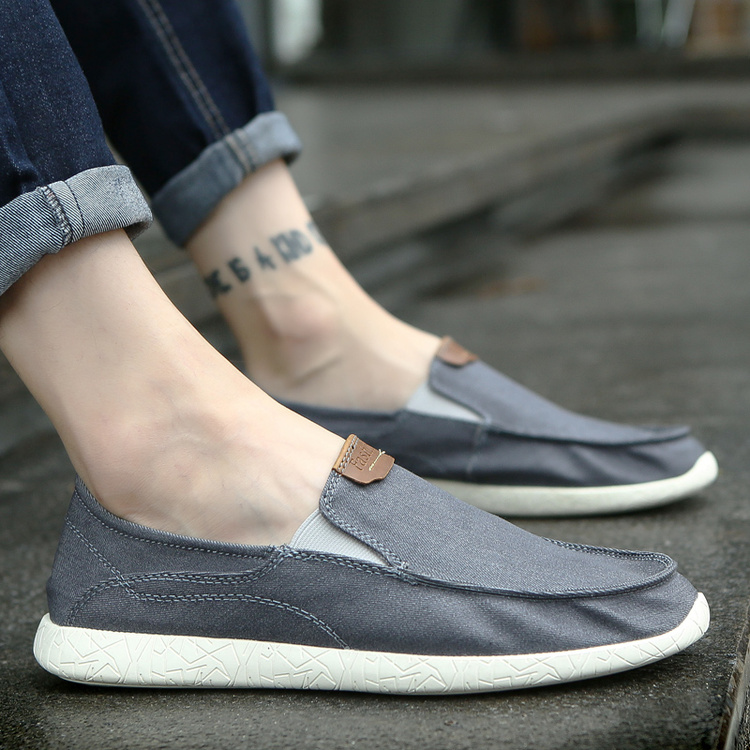 comfortable deck shoes