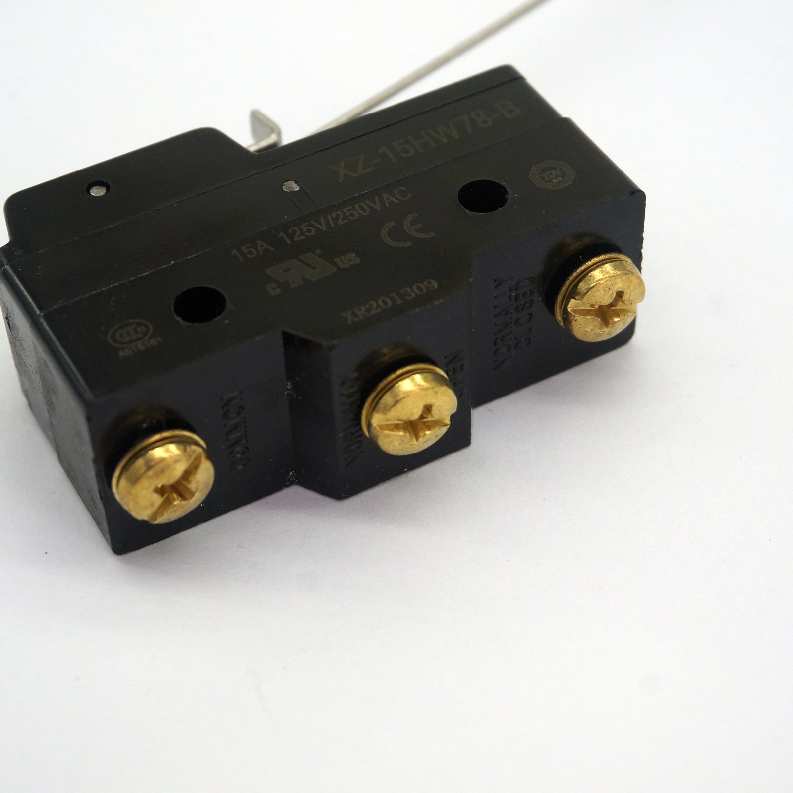XZ15HW78B 15A 125VAC 3 Pin SPDT Micro Switch Long Steel Wire Lever