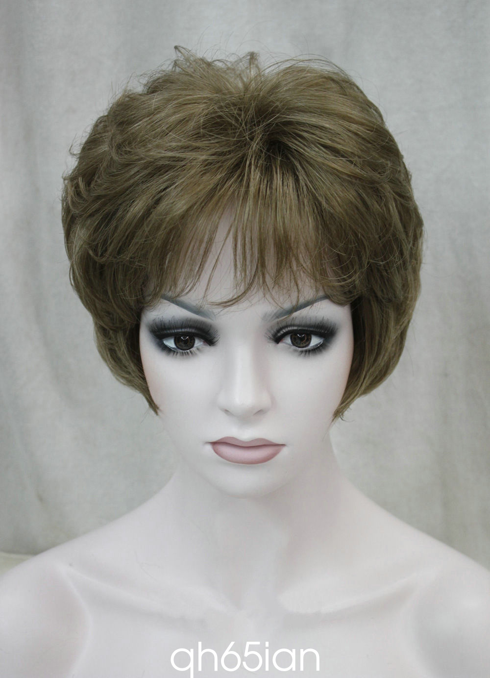 Womens Wigs Short Paragraph White Straight Hair New Fashion Hair Wig For Women