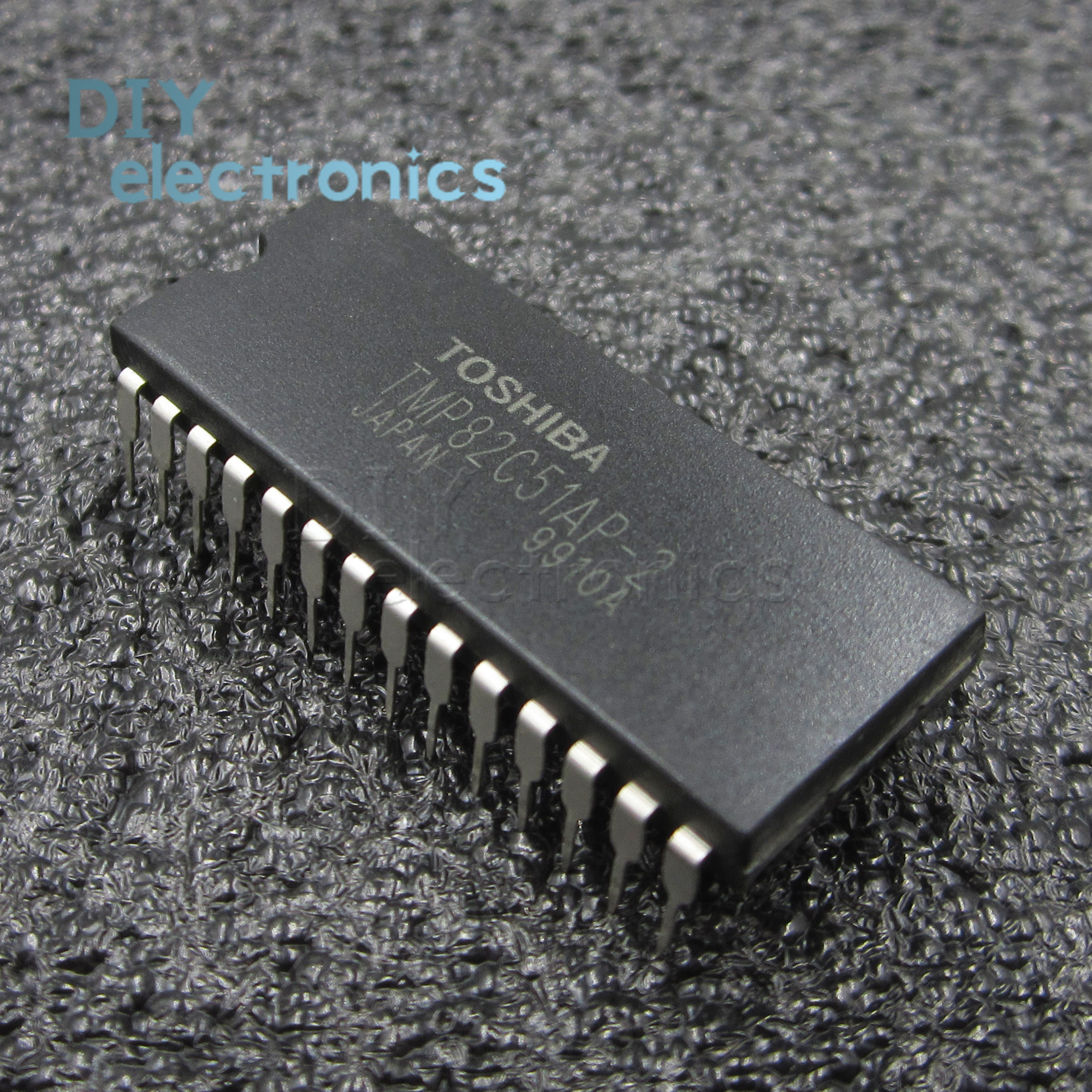 1PCS//5PCS TMP82C51AP-2 TMP82C51 DIP-28 Programmable Communication Interface