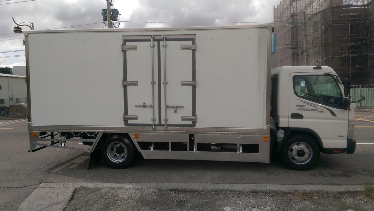 優技冷凍車 車廂車體打造 高雄市