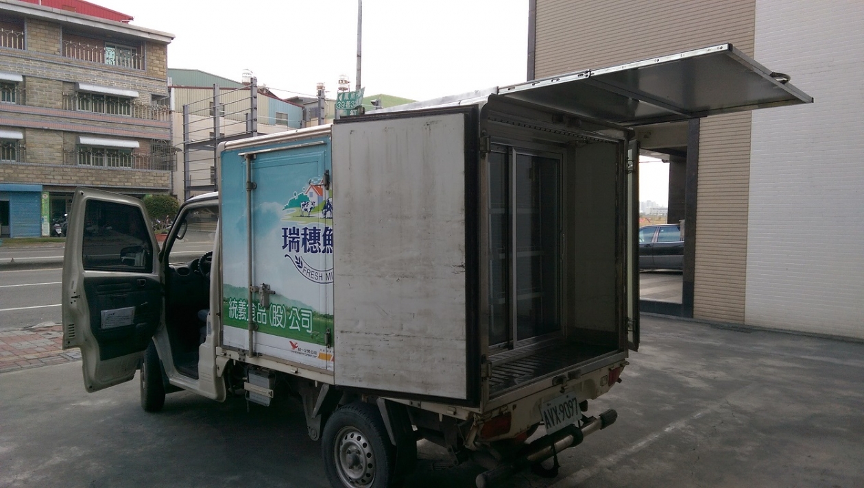 優技冷凍車 車廂車體打造 高雄市