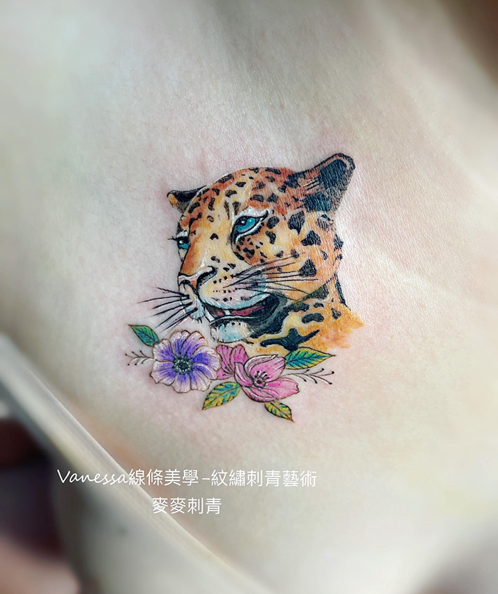 高雄推薦 Vanessa線條美學 紋繡刺青藝術以精緻的韓式風格為主軸 精細的線條風格 波絲戴利 台灣生活圈 痞客邦 高雄推薦 Vanessa線條美學 紋繡刺青藝術以精緻的韓式風格為主軸 精細的線條風格 波絲戴利 台灣生活圈 痞客邦