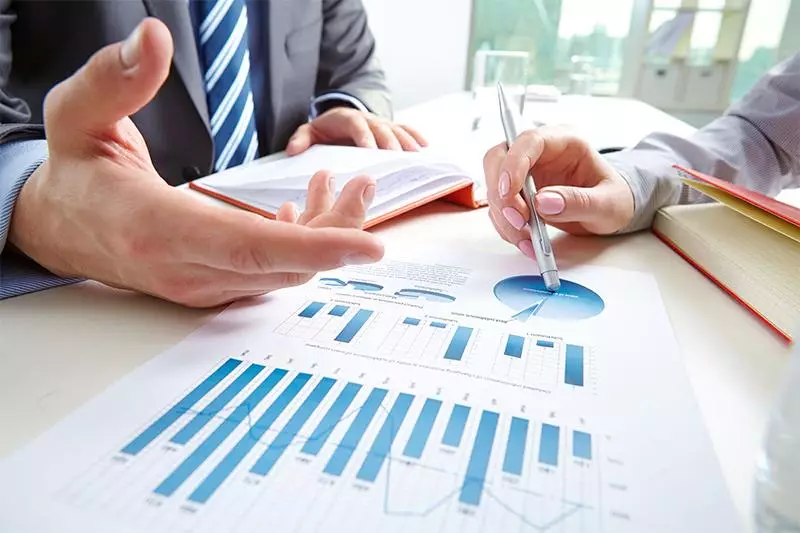 工程合约贷款的利率和可贷额度并非一成不变,而是由多个因素共同决定的 - Ultima Markets