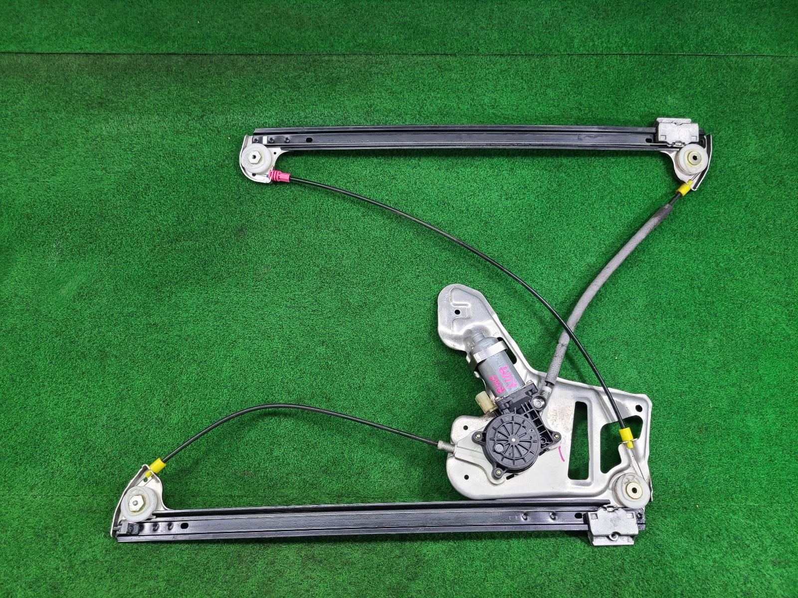 2007 Land Rover Rangerover Right Front Window Reg/Motor View Auto part Right Front Window Reg/Motor Land Rover Rangerover 2007