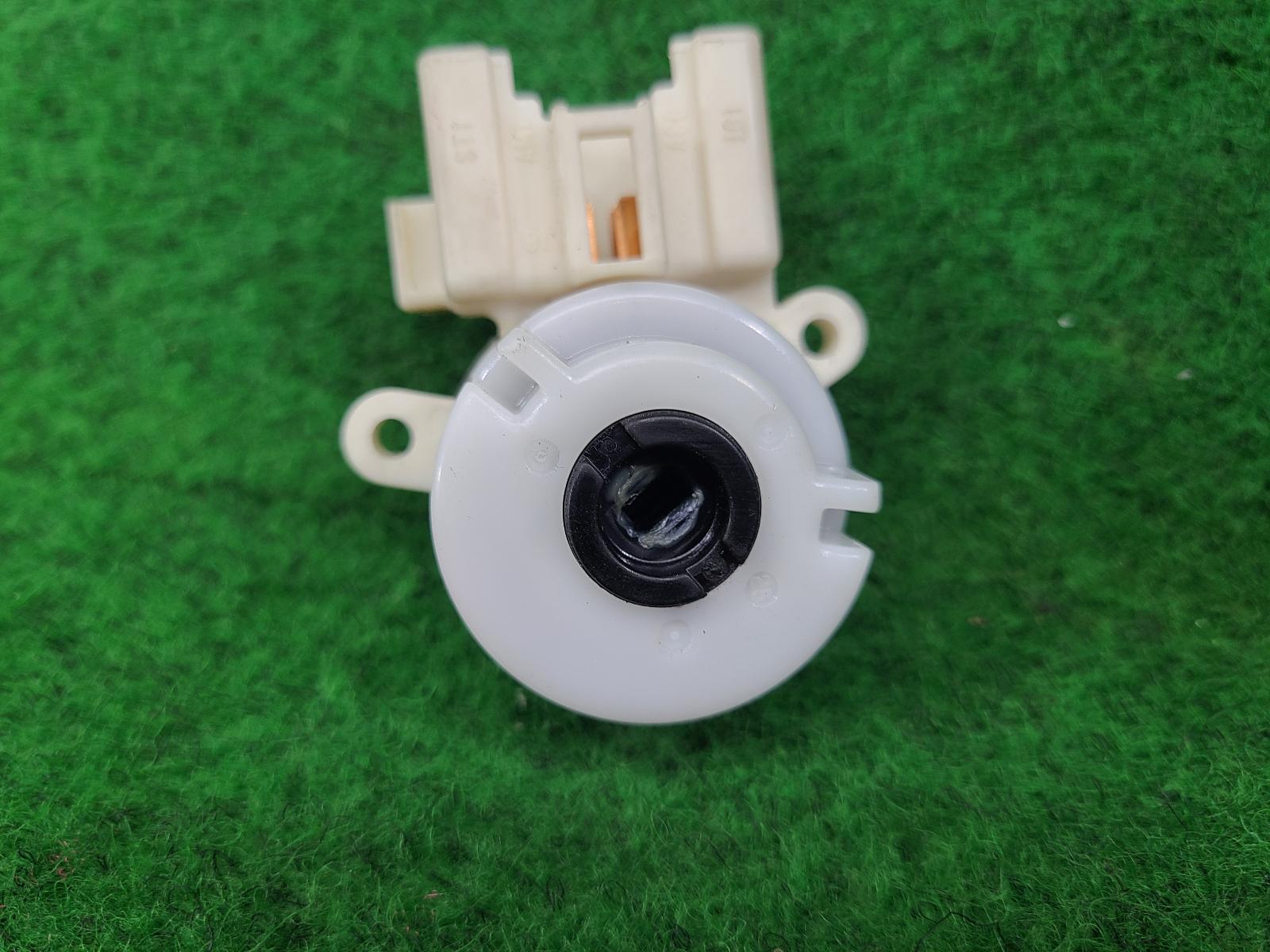 View Auto part Ignition Switch Toyota Prado 2009