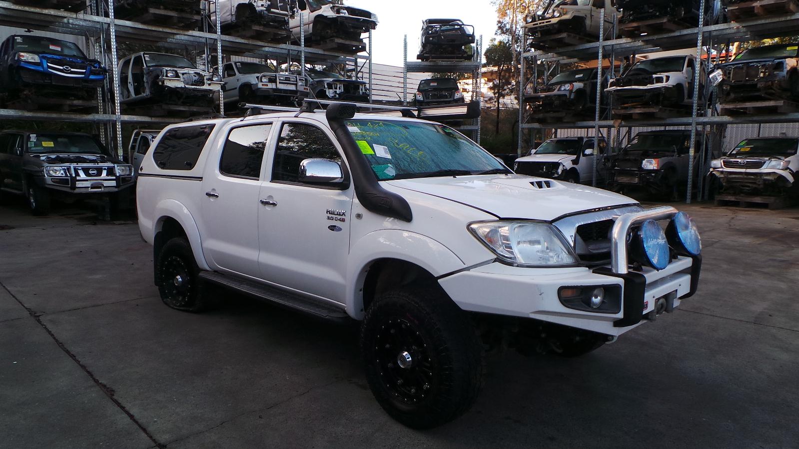 View Auto part Ecu Toyota Hilux 2010