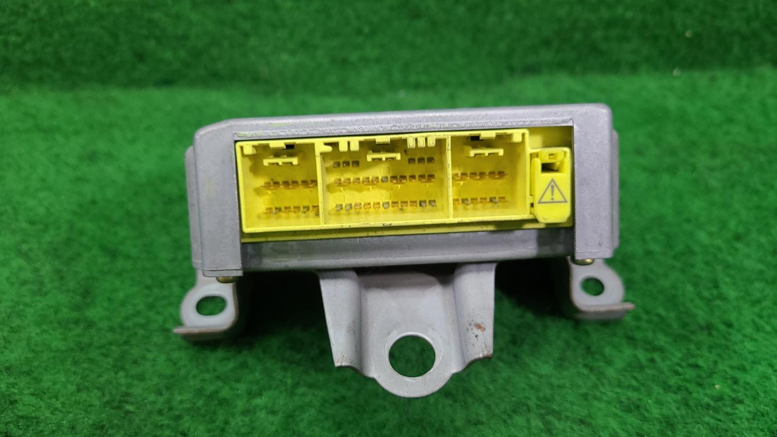 View Auto part Airbag Module/Sensor Toyota Hilux 2004