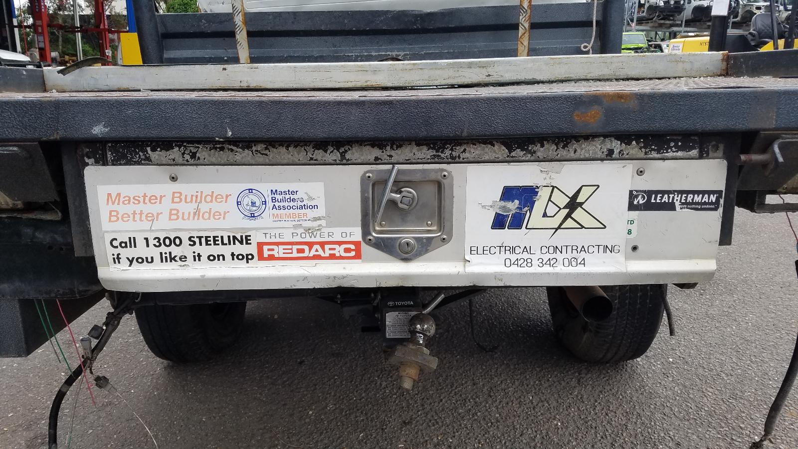 Тойота хайлюкс радиатор