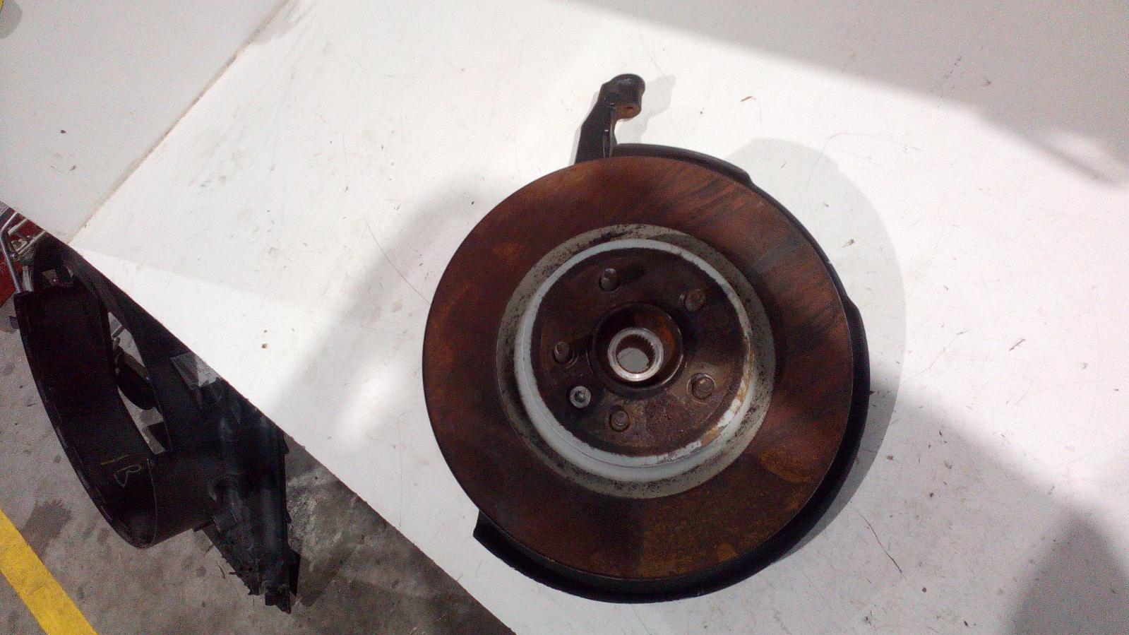 View Auto part Right Front Hub Assembly Land Rover Discovery 2012
