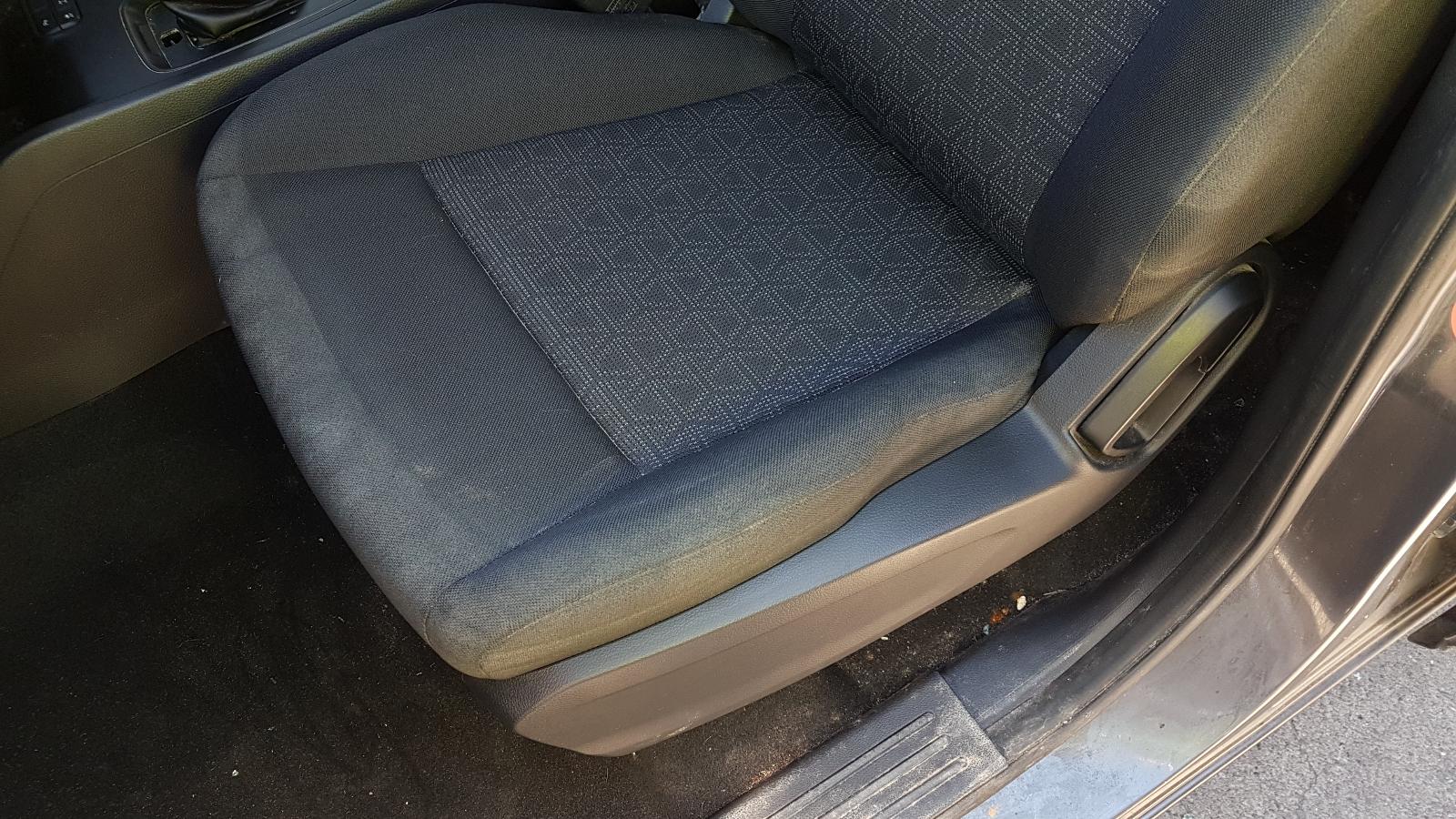 View Auto part Door Trim Ford Ranger 2019