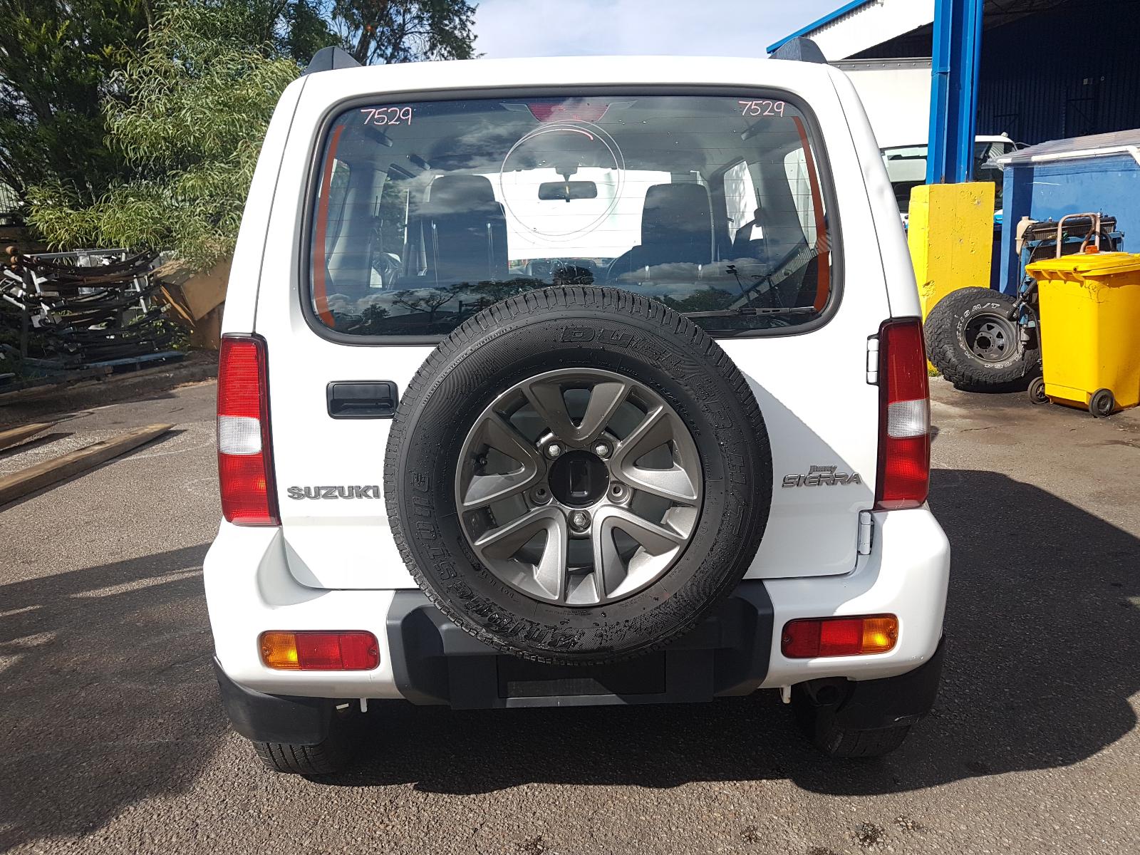 View Auto part Differential Centre Suzuki Jimny 2015