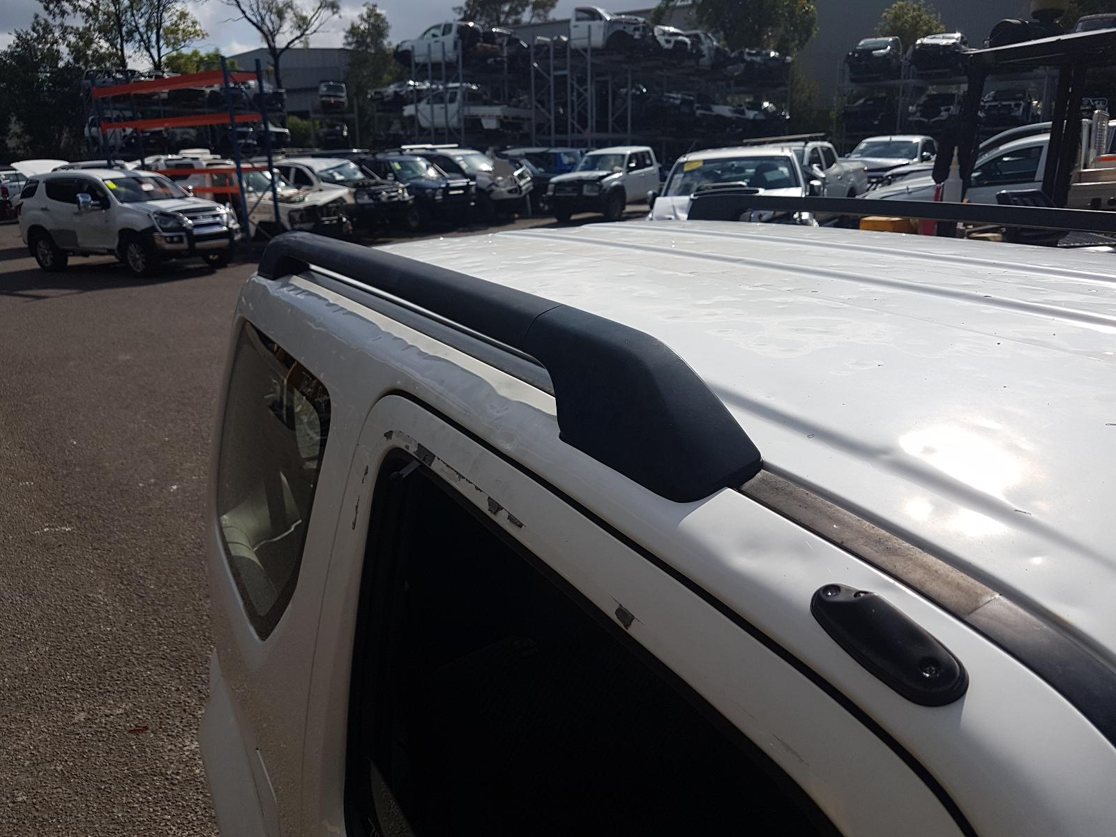 View Auto part Differential Centre Suzuki Jimny 2015