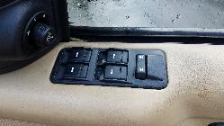 View Auto part Left Front Door Land Rover Rangerover Sport 2005