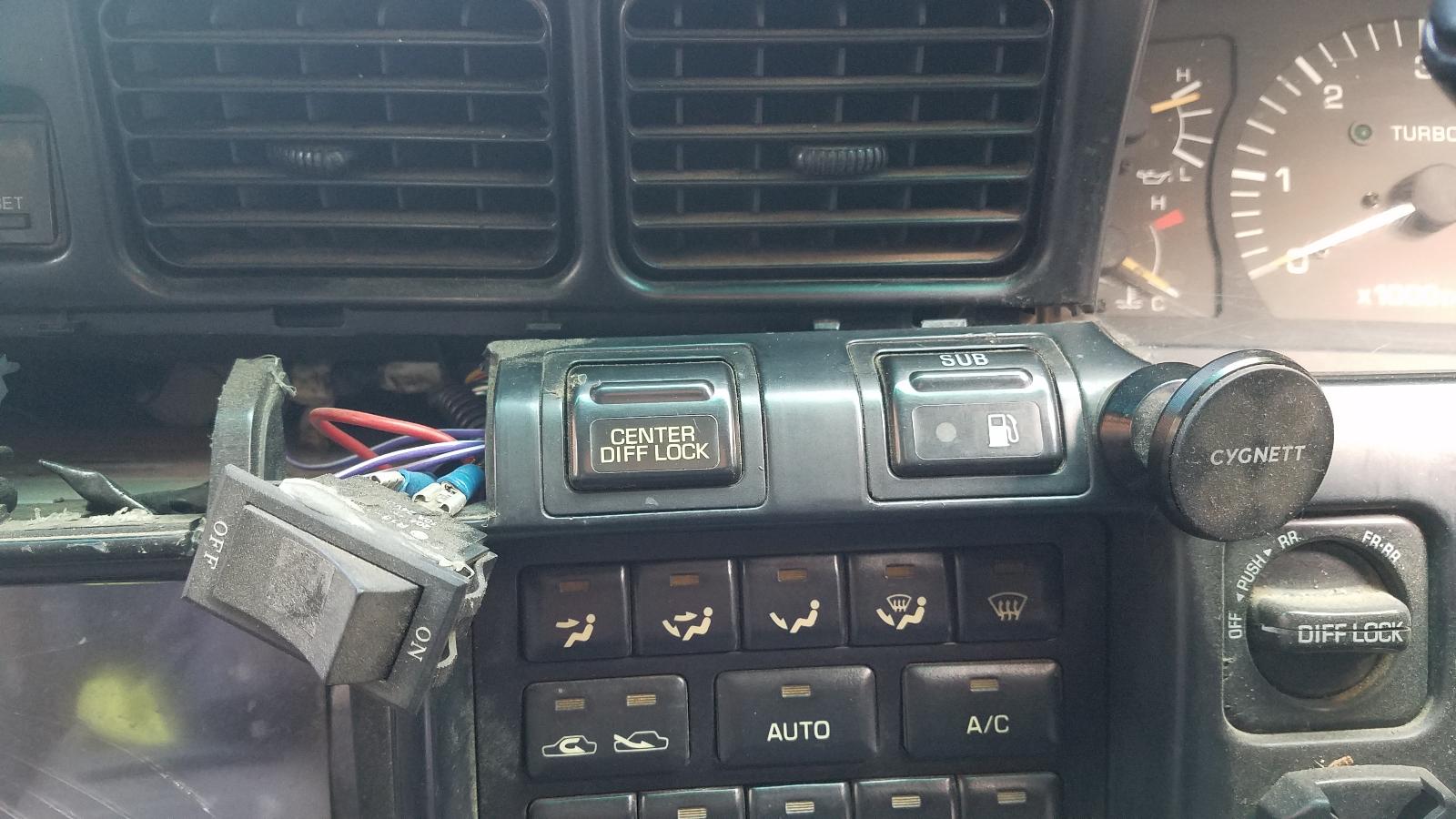 1990 Toyota Landcruiser Trans/Gearbox View Auto part Trans/Gearbox Toyota Landcruiser 1990