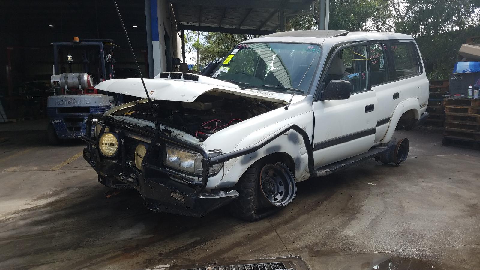 1990 Toyota Landcruiser Trans/Gearbox View Auto part Trans/Gearbox Toyota Landcruiser 1990