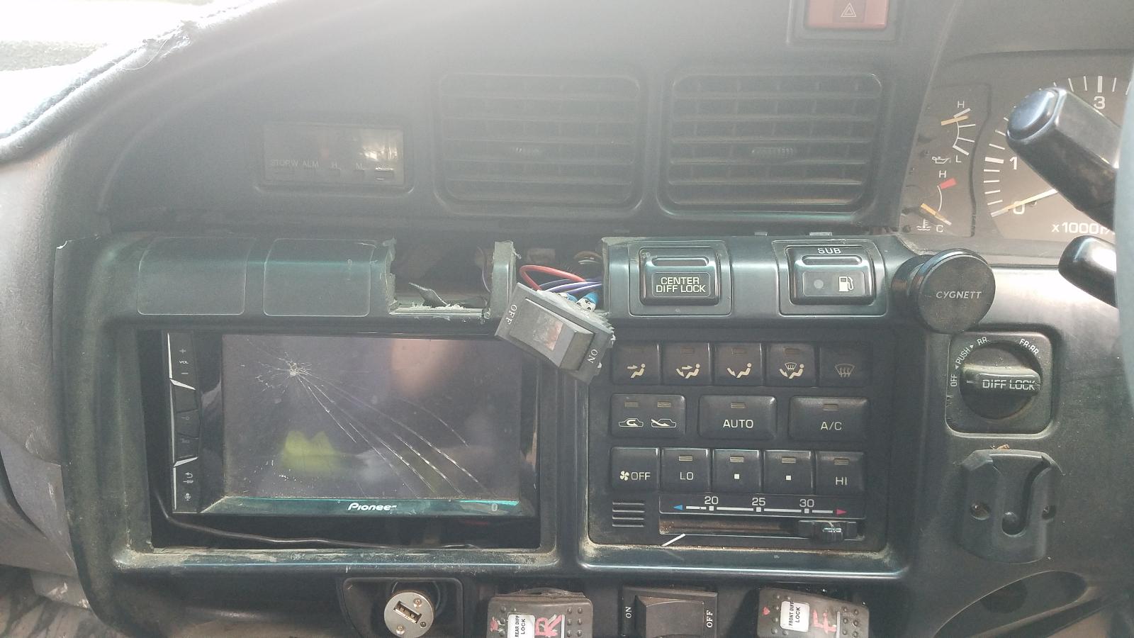 1990 Toyota Landcruiser Trans/Gearbox View Auto part Trans/Gearbox Toyota Landcruiser 1990