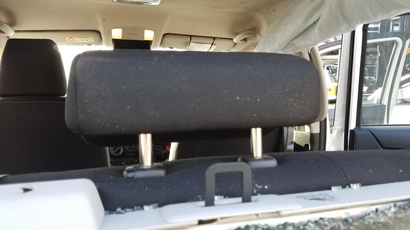 View Auto part Right Rear Door Sliding Toyota Hilux 2019