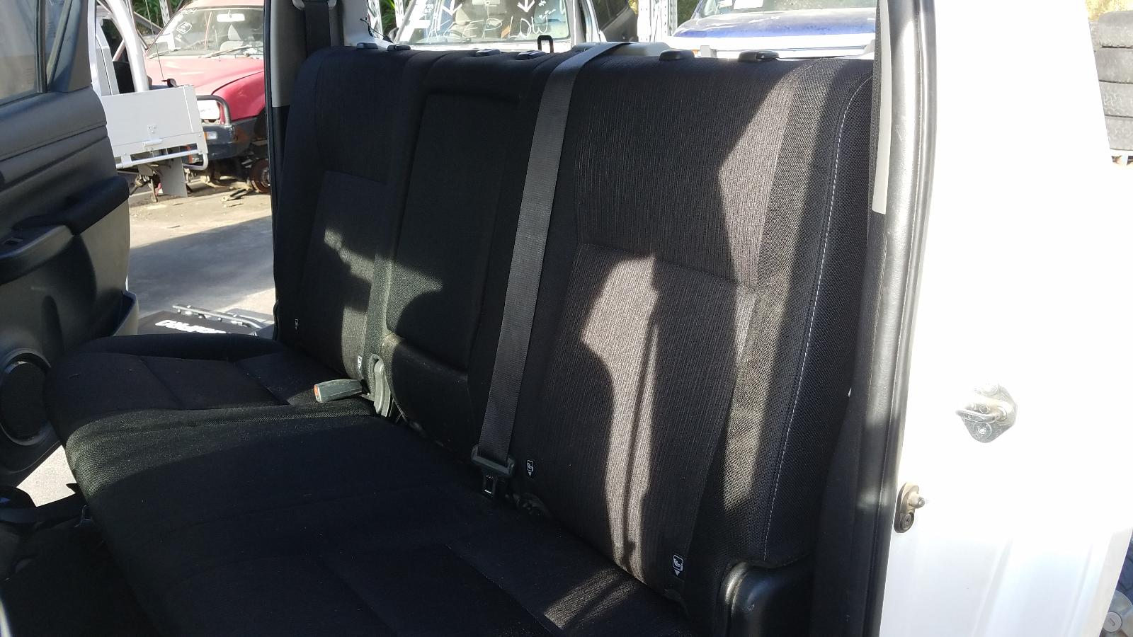 View Auto part Right Rear Door Sliding Toyota Hilux 2019