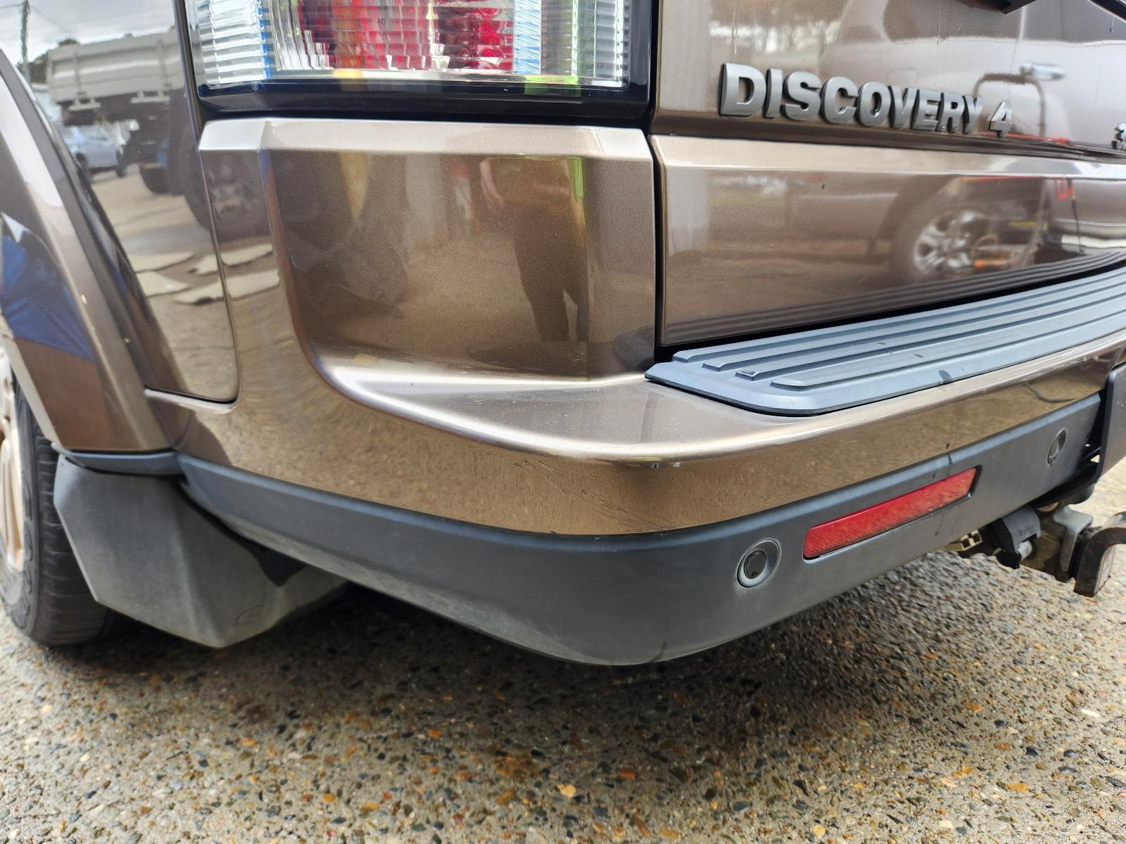 Land Rover Discovery 2010 4 Door Station Wagon View Land Rover Discovery 2010 4 Door Station Wagon