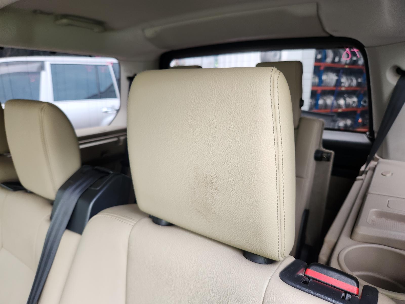 Land Rover Discovery 2010 4 Door Station Wagon View Land Rover Discovery 2010 4 Door Station Wagon