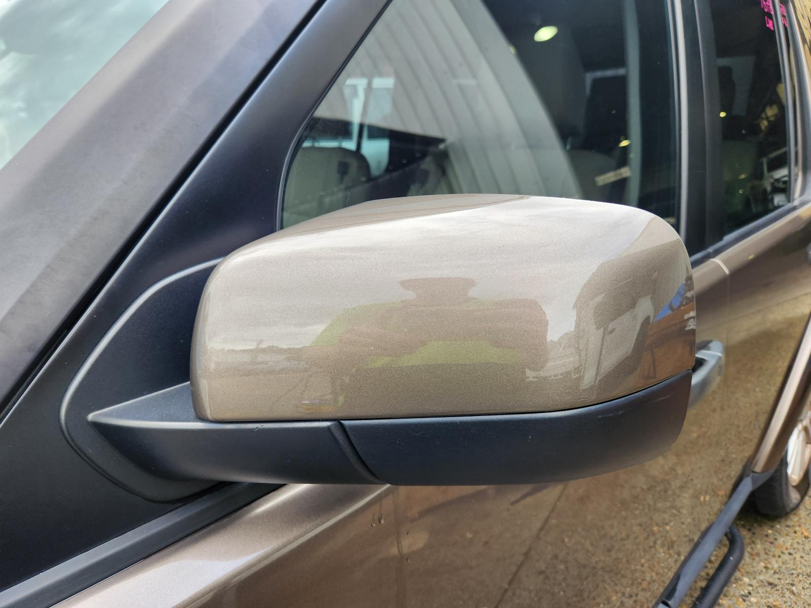 Land Rover Discovery 2010 4 Door Station Wagon View Land Rover Discovery 2010 4 Door Station Wagon