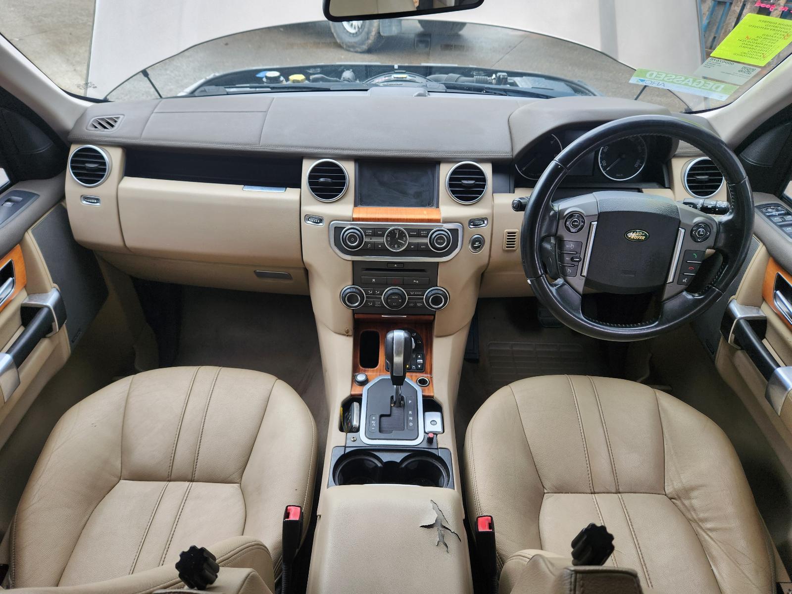 Land Rover Discovery 2010 4 Door Station Wagon View Land Rover Discovery 2010 4 Door Station Wagon