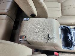 View Land Rover Discovery 2010 4 Door Station Wagon
