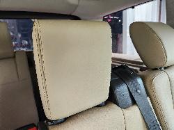 View Land Rover Discovery 2010 4 Door Station Wagon