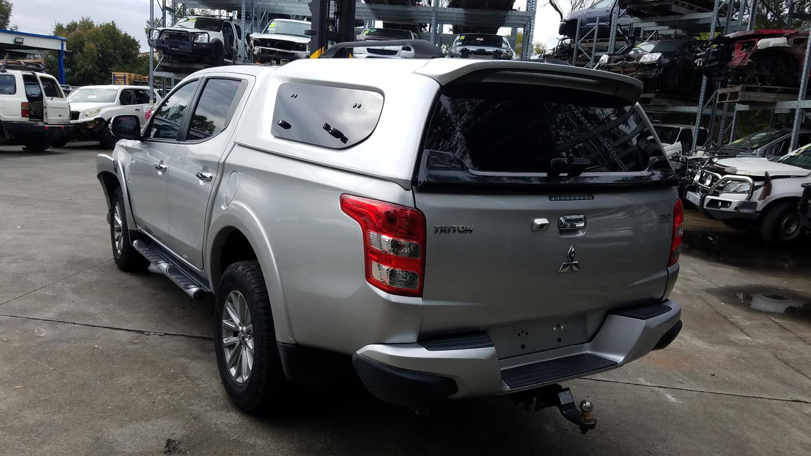 2016 Mitsubishi Triton Mud Flaps View Auto part Mud Flaps Mitsubishi Triton 2016