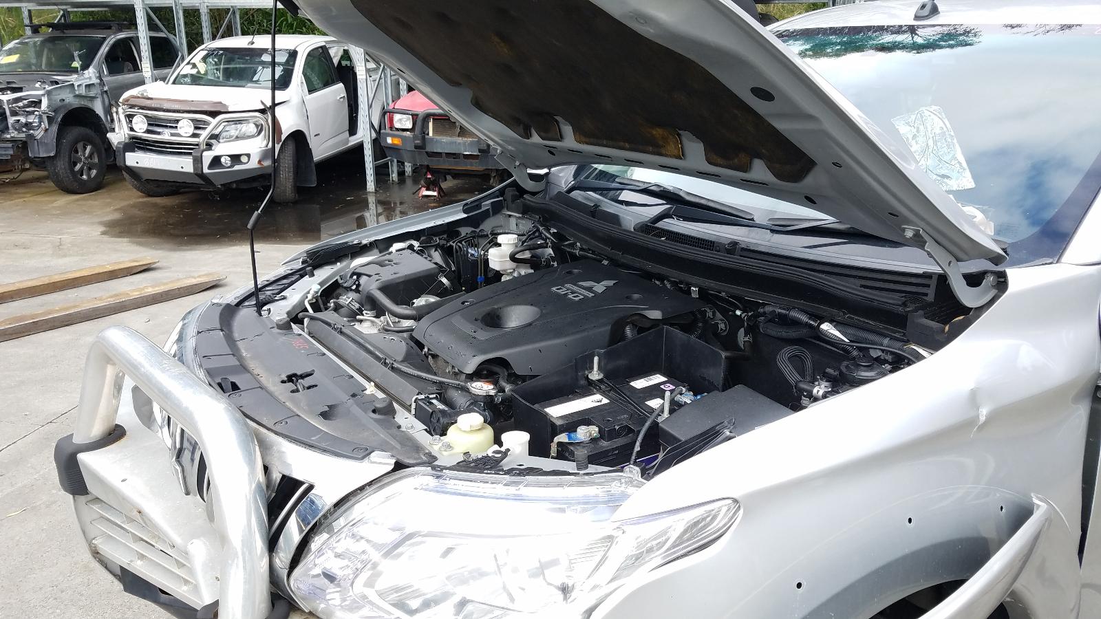 2016 Mitsubishi Triton Mud Flaps View Auto part Mud Flaps Mitsubishi Triton 2016