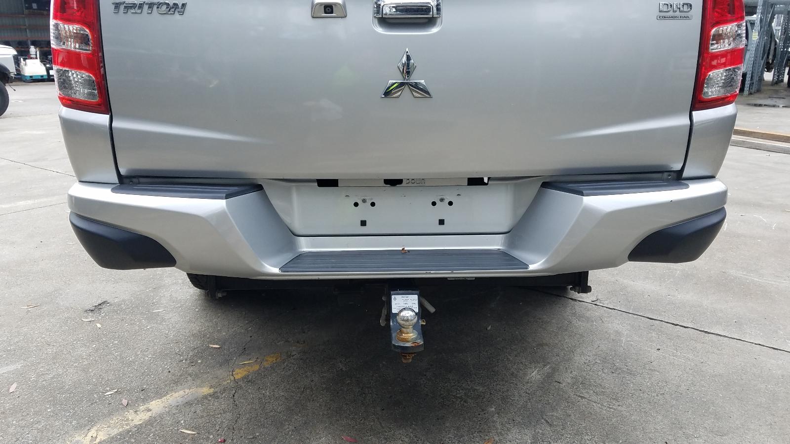 2016 Mitsubishi Triton Mud Flaps View Auto part Mud Flaps Mitsubishi Triton 2016