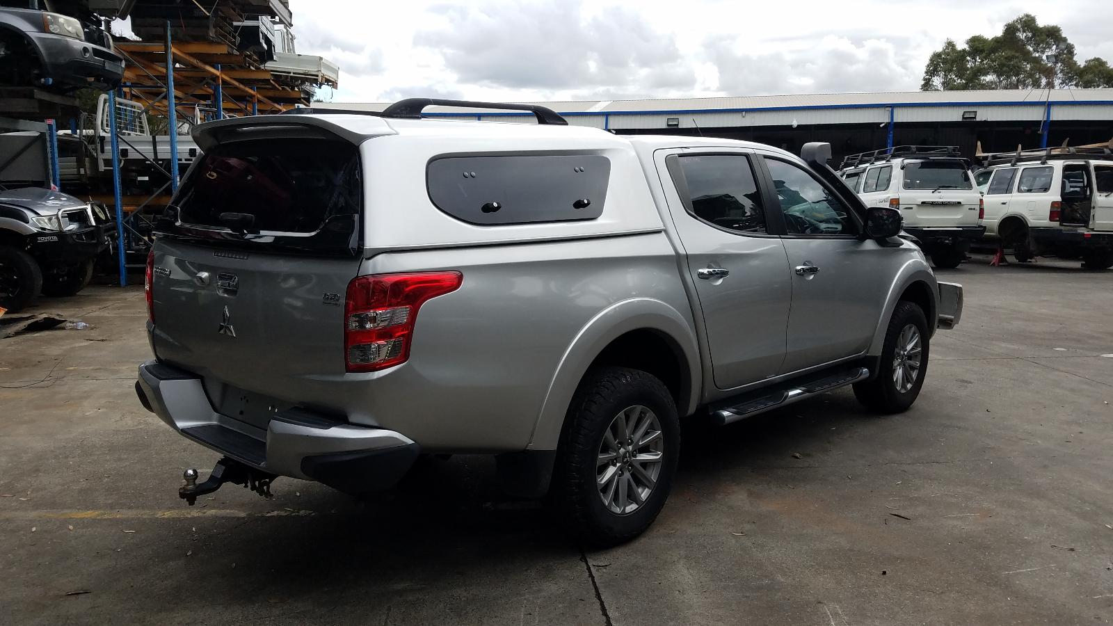 2016 Mitsubishi Triton Mud Flaps View Auto part Mud Flaps Mitsubishi Triton 2016