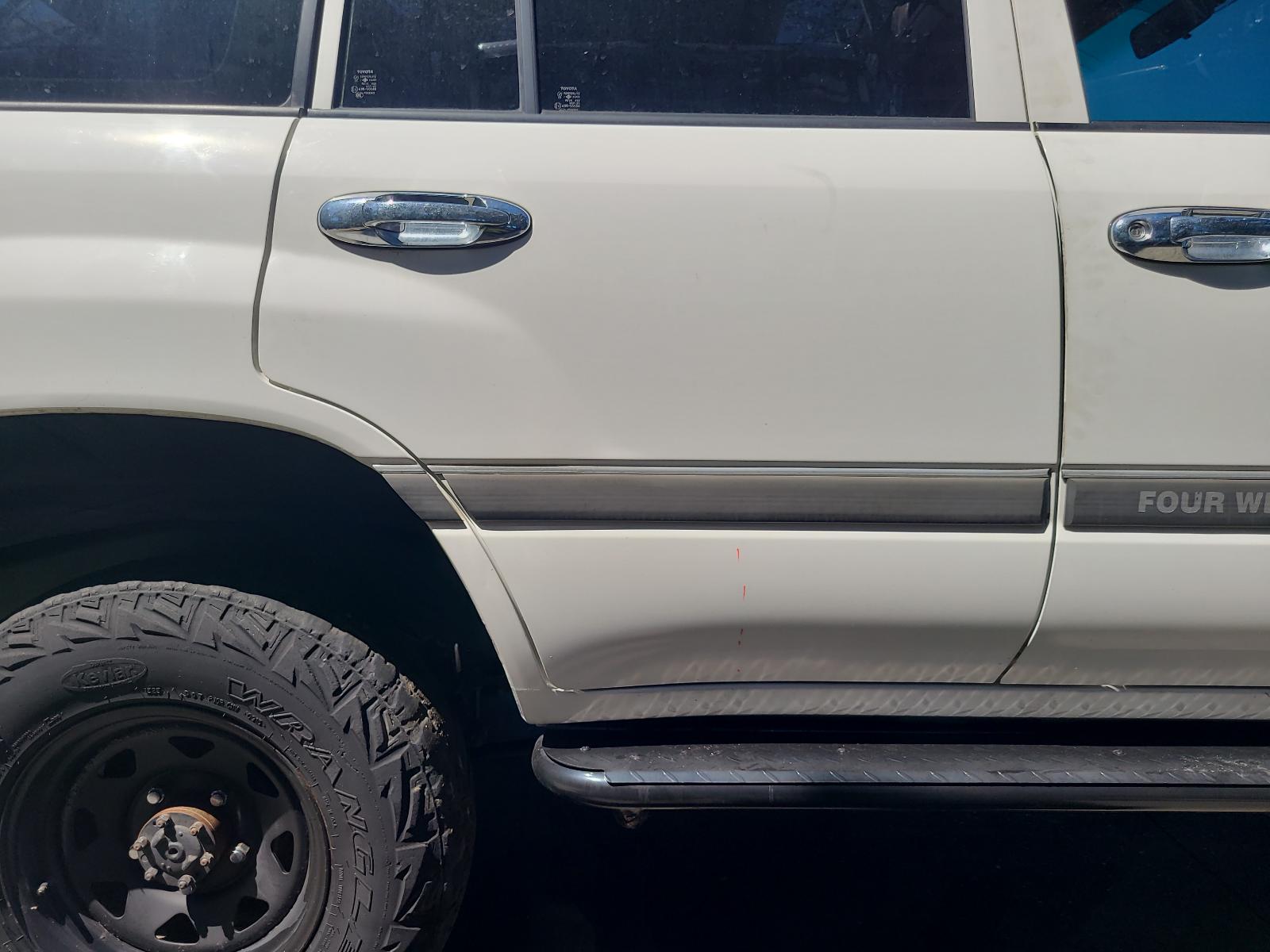 View Auto part Right Rear Door Sliding Toyota Landcruiser 2004